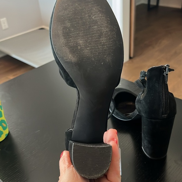 Bleeker and Bond black faux suede block heels. - Picture 4 of 4